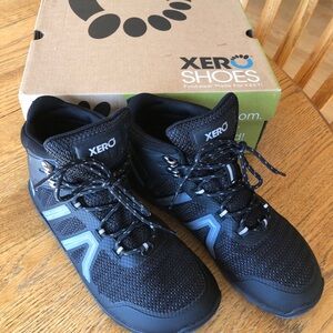 Xcursion Fusion Hiking Boots - Women's Black Titanium Size 8 New in Box